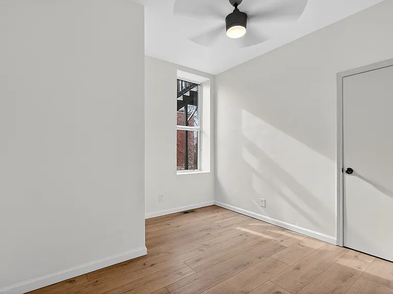3147 Texas Ave #MAIN — Photo 17