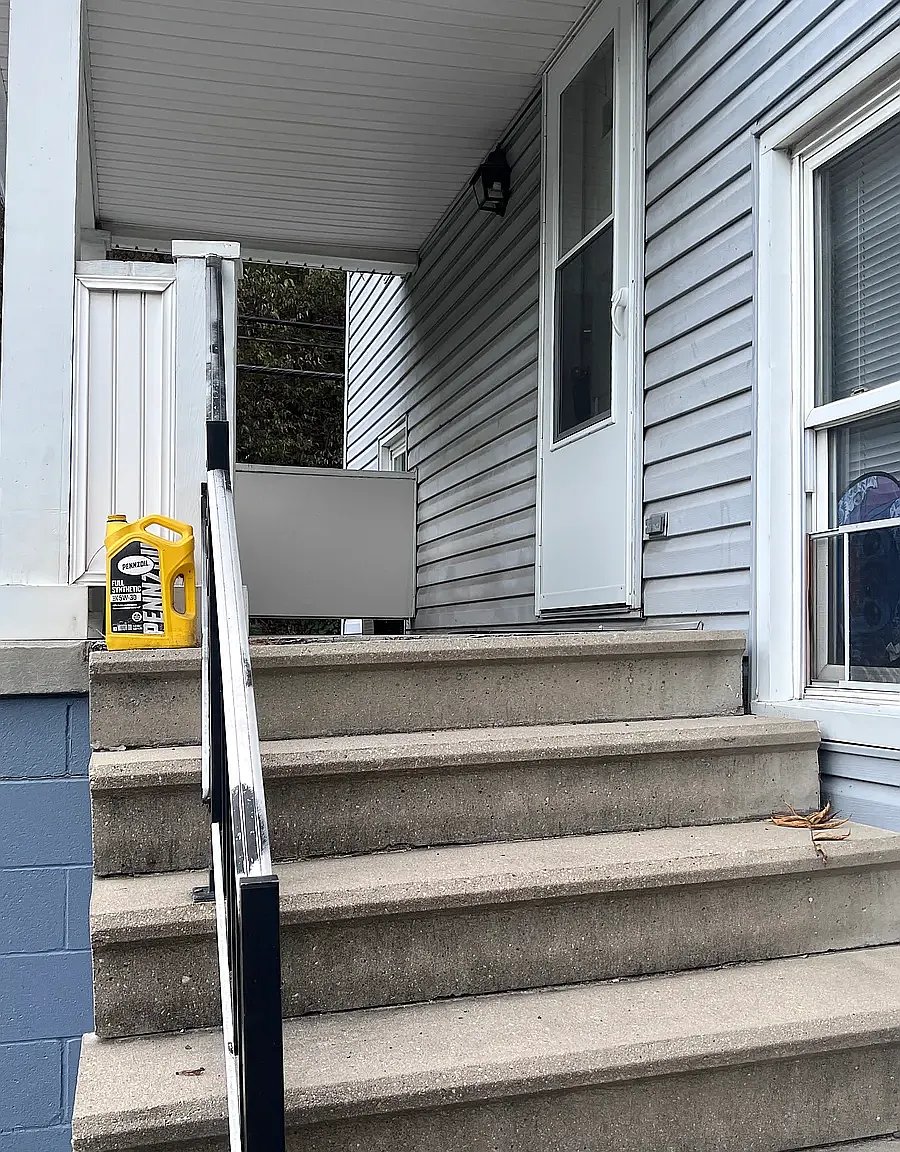 2 bed, $825 — Photo 2