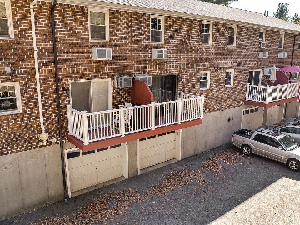 1st image of 50 Oakridge Dr