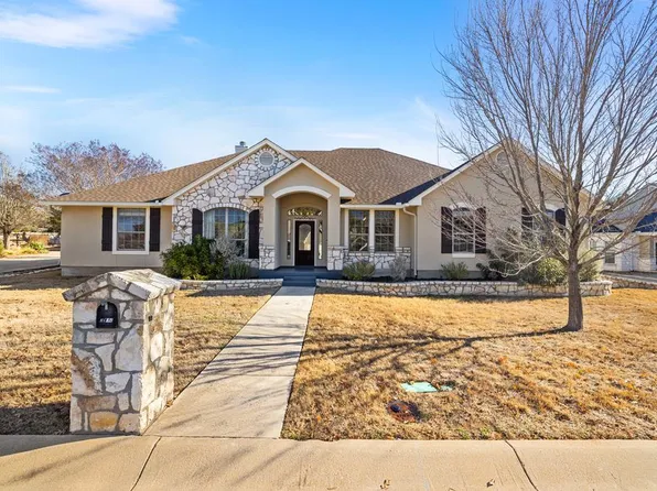 2154 Hedgestone, Fredericksburg, TX 78624