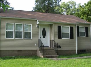 211 Colonial Dr, Knoxville, TN 37920