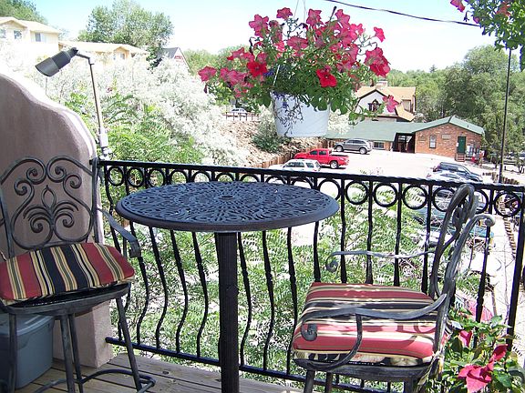Balcony off Dining Room - Great place for breakfast!