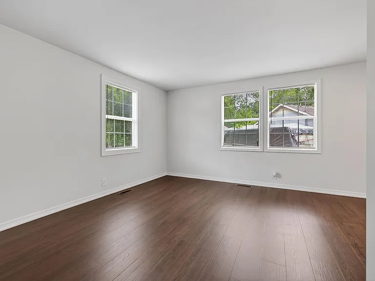 1316 Sunnyview Dr — Photo 7