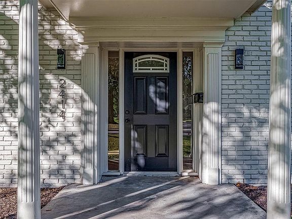 2nd image of 2414 Walnut Bend Ln