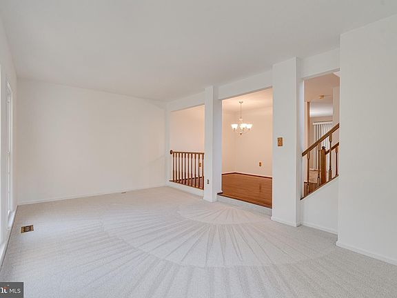 5th image of 14085 Red River Dr
