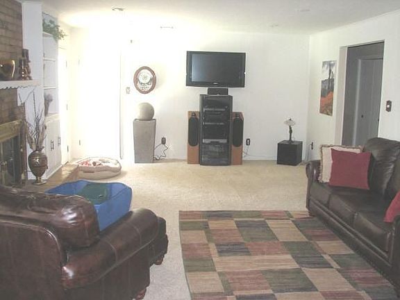 5th image of 1003 NW Becontree Pl