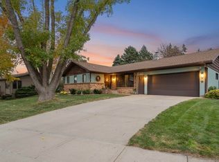 1302 Spruce St, Yankton, SD 57078