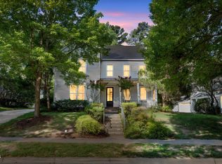 127 Graylyn Dr, Chapel Hill, NC 27516