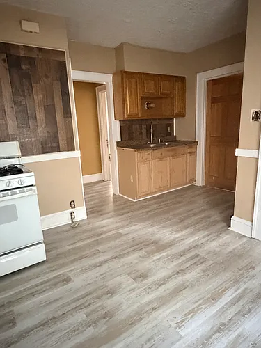 17 Rockville St #1 Photo 1