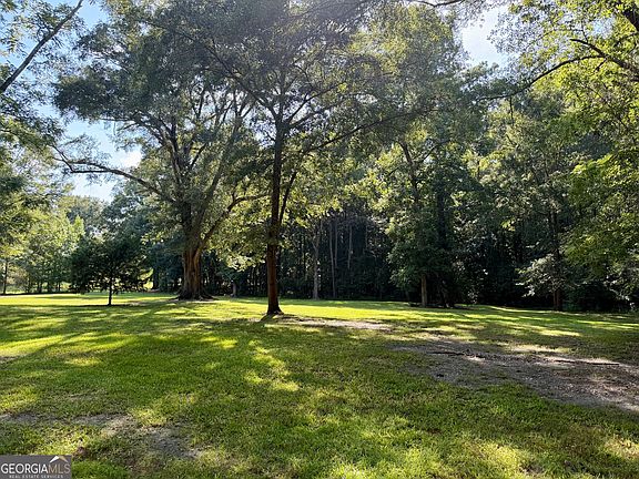 3rd image of TRACT 5 Chapman Rd
