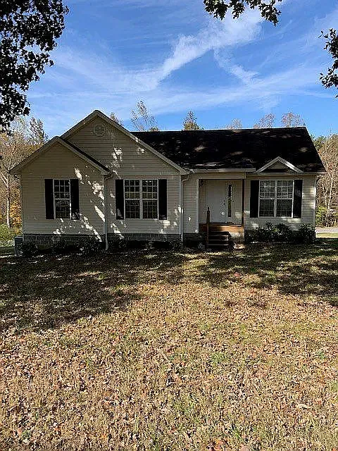 2881 Benton Pike NE