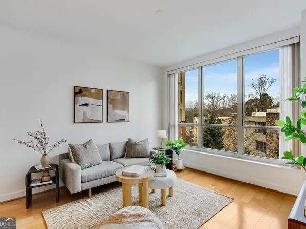 2626 Peachtree Rd NW Unit 608, Atlanta, GA 30305