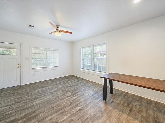 2nd image of 4212 Siegel St