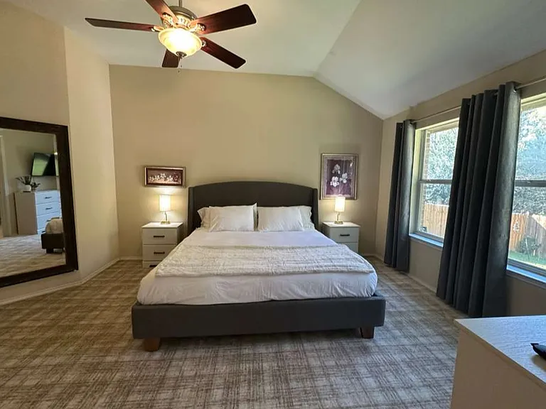 4223 Fall Creek Dr — Photo 24