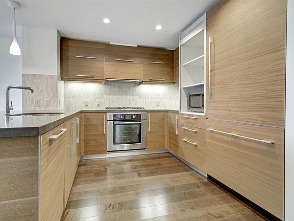 5th image of 435 China Basin St Unit 421