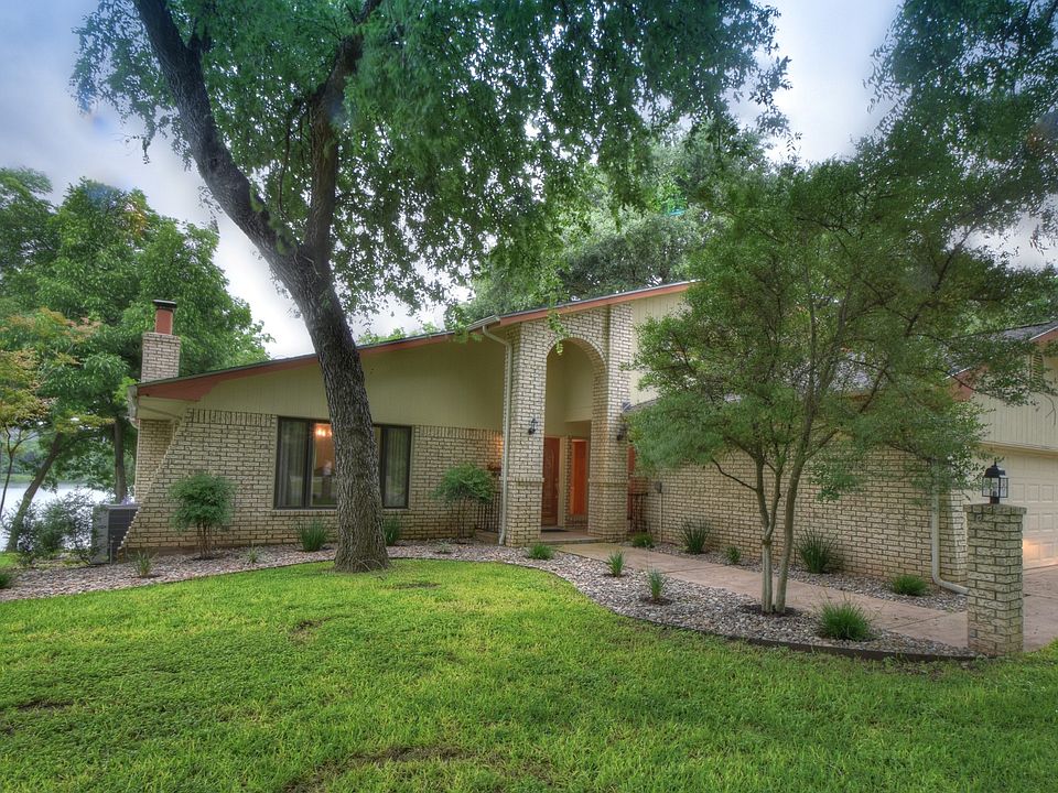 1st image of 307 Meadowlakes Dr