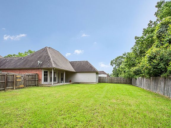 2nd image of 14531 Lake Meadows Ct