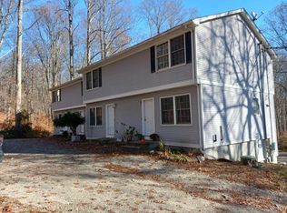 27 N Main St APT 2, Ivoryton, CT 06442