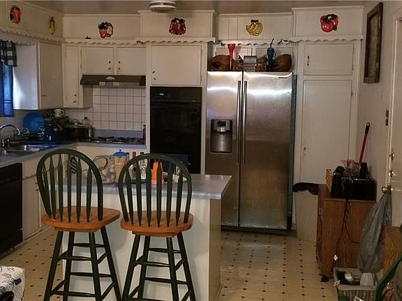 4th image of 119 Evelyn St