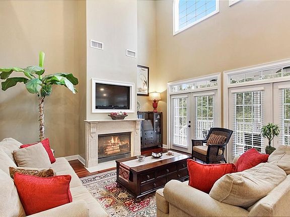 2nd image of 162 Settlers Hammock Cir