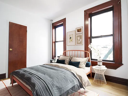 Rented by Compass | media 10