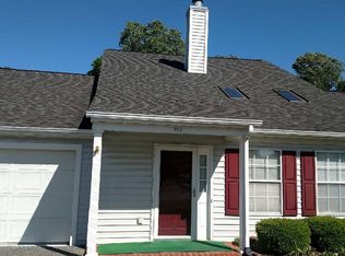 902 Royal Garden Ct, Madison Heights, VA 24572
