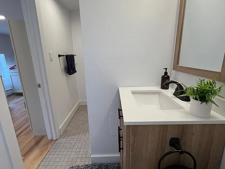 1141 Albany Post Rd #3 — Photo 24