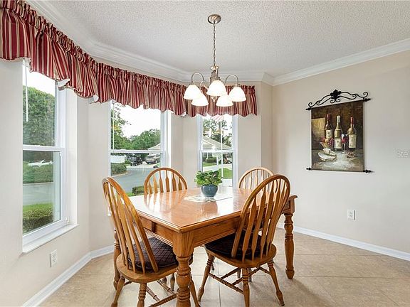 5th image of 1304 Estrella Ln