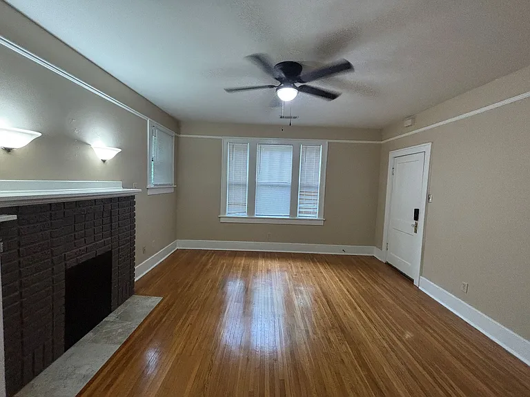 809 Orange St #D — Photo 2