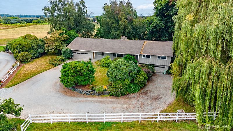 2nd image of 16792 Dunbar Road