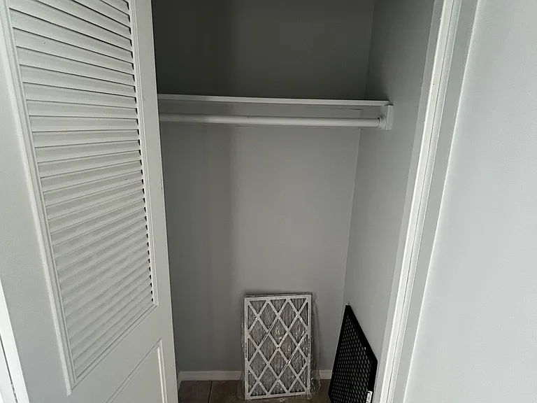 6045 Slade Rd — Photo 5