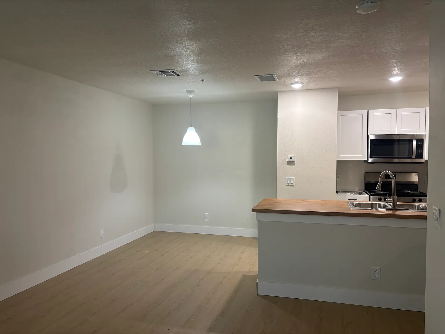 1 bed, 661 sqft, $1,500 — Photo 2