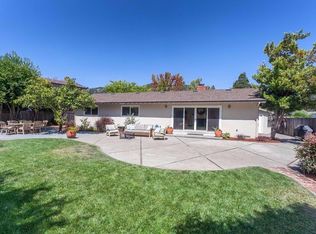 9 Robinhood Dr, San Rafael, CA 94901