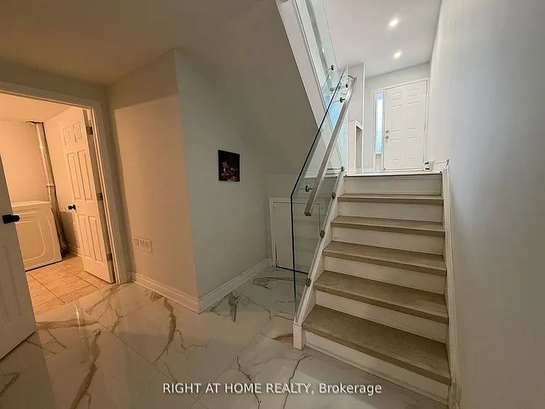 24 Springfair Ave #189 — Photo 11