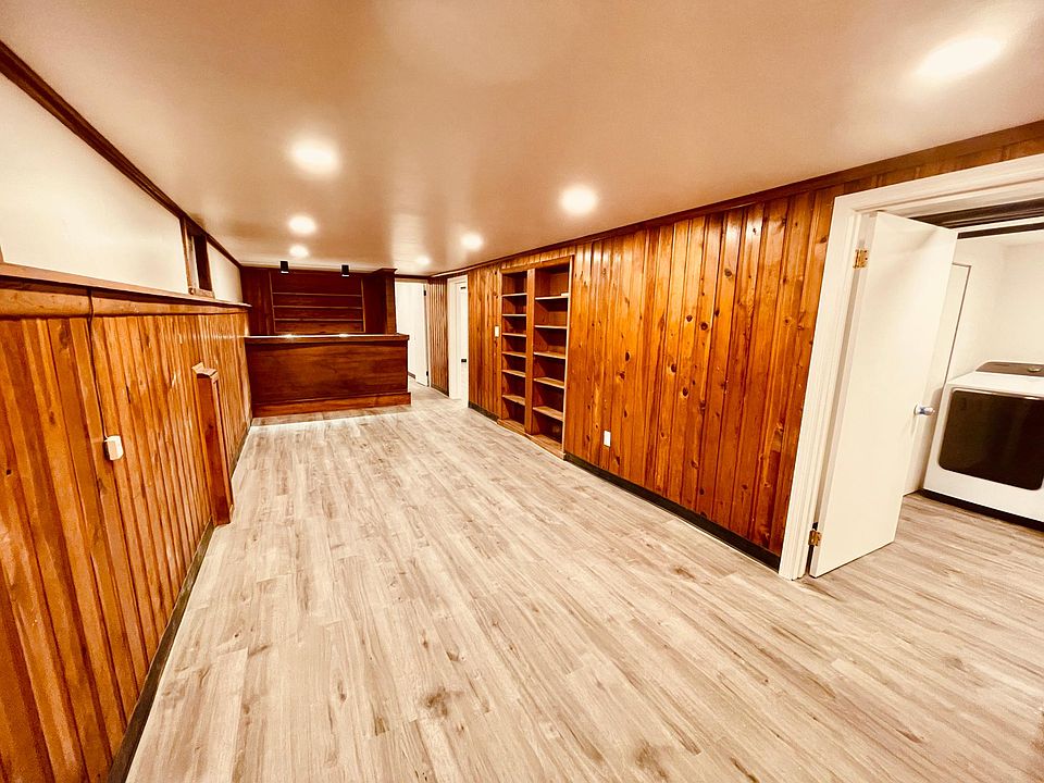 Living space with bar table