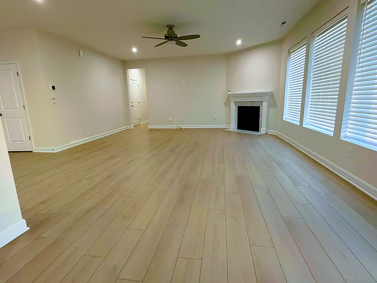 2500 Picual Way — Photo 11