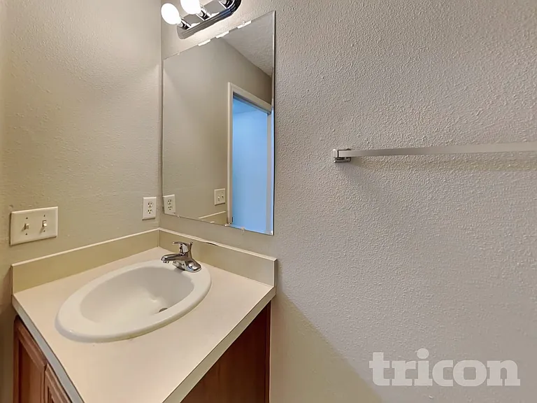 11238 Justin Oaks Dr — Photo 14