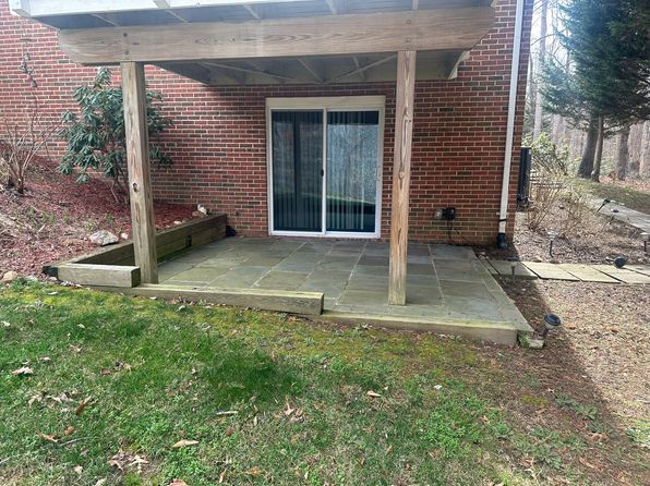 9010 Mountain Valley Rd