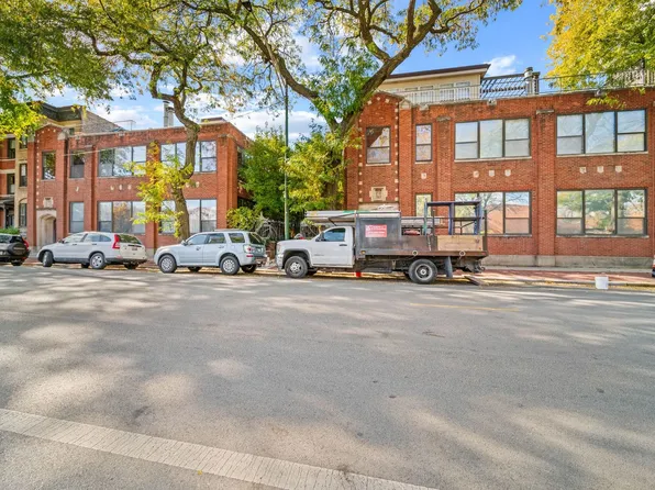 2222 N Racine Ave APT 13, Chicago, IL 60614