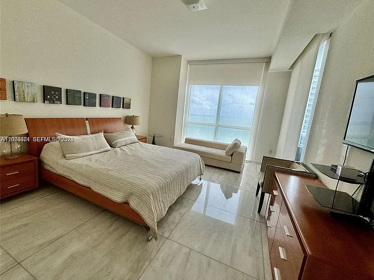 18101 Collins Ave #4302 — Photo 9