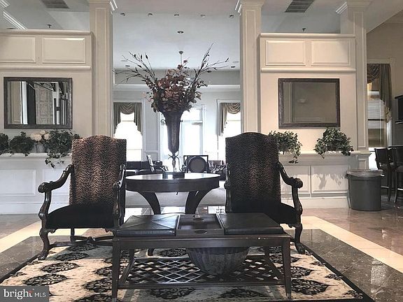 5th image of 1521 Spring Gate Dr Unit 10405