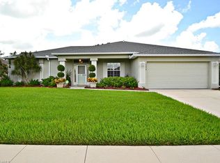 15054 Hawks Shadow Dr, Fort Myers, FL 33905