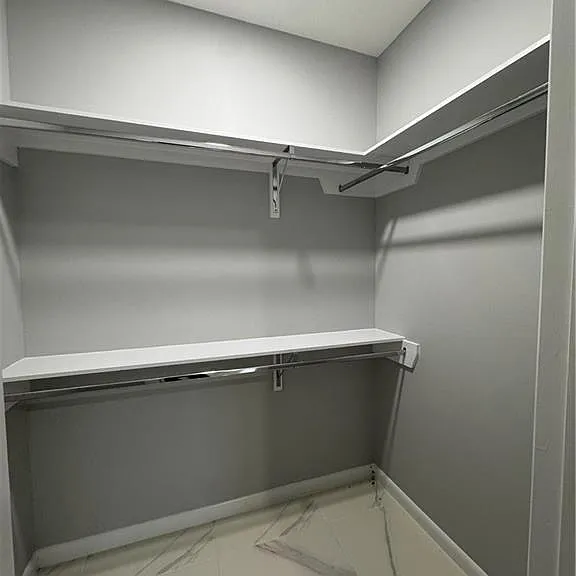 5900 Notre Dame Ave #3 — Photo 12