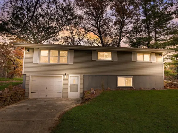 E7280 South Oak Crest Drive, Reedsburg, WI 53959