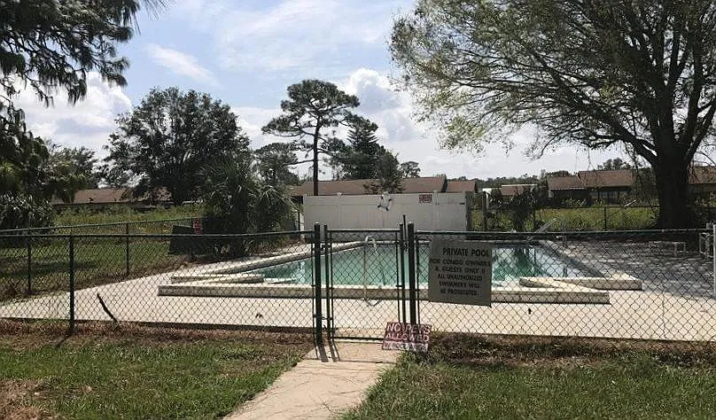 GATED POOL