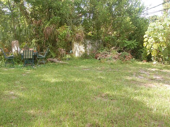 Entertainment backyard