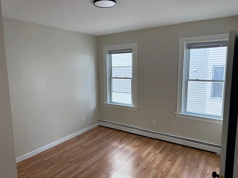 31 Linwood Ave #2 — Photo 5