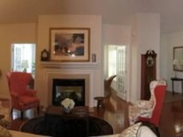 10322 Trellis Crossing Ln, Henrico, VA 23238