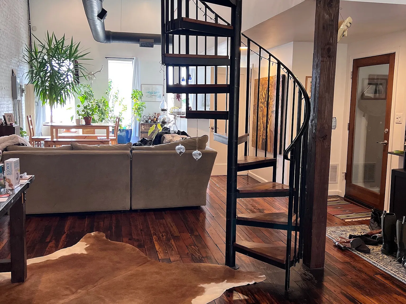 1 bed, 1.5 bath, 1500 sqft, $2,100 — Photo 2