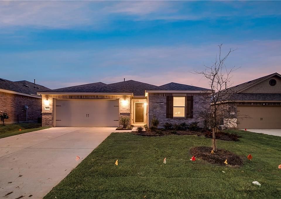 1st image of 2621 Wesley Ave